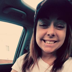 Meet your Posher, Mēlanie